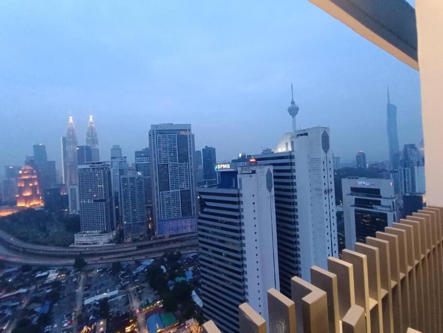 Cl 27A Insta Klcc View & Infinity Pool View Διαμέρισμα Κουάλα Λουμπούρ Εξωτερικό φωτογραφία